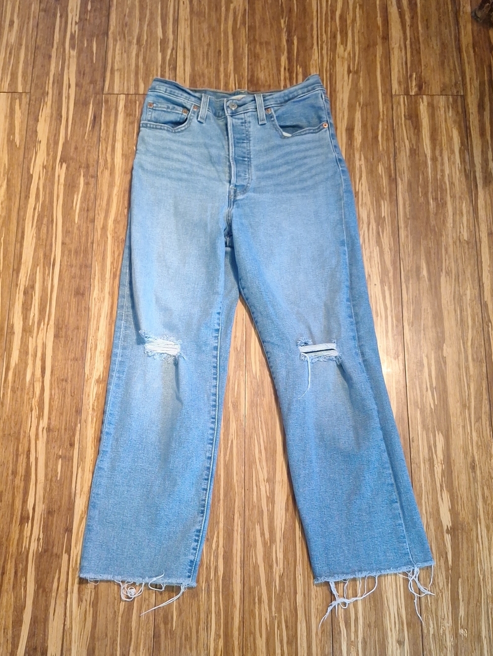 Levis Womens Light Blue Ribcage Straight Ankle Distressed Jeans Size 27